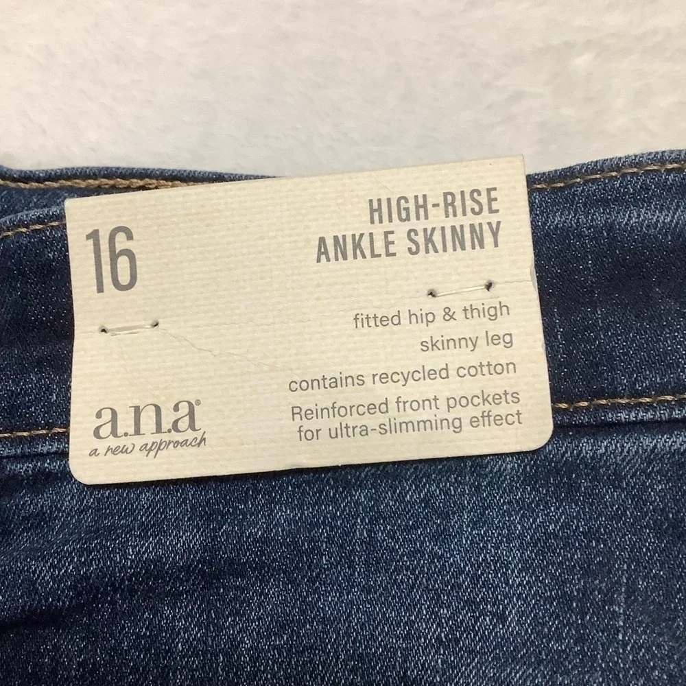 a.n.a. NWT Women’s High-Rise Ankle Skinny Jeans Dark Blue Size 16
